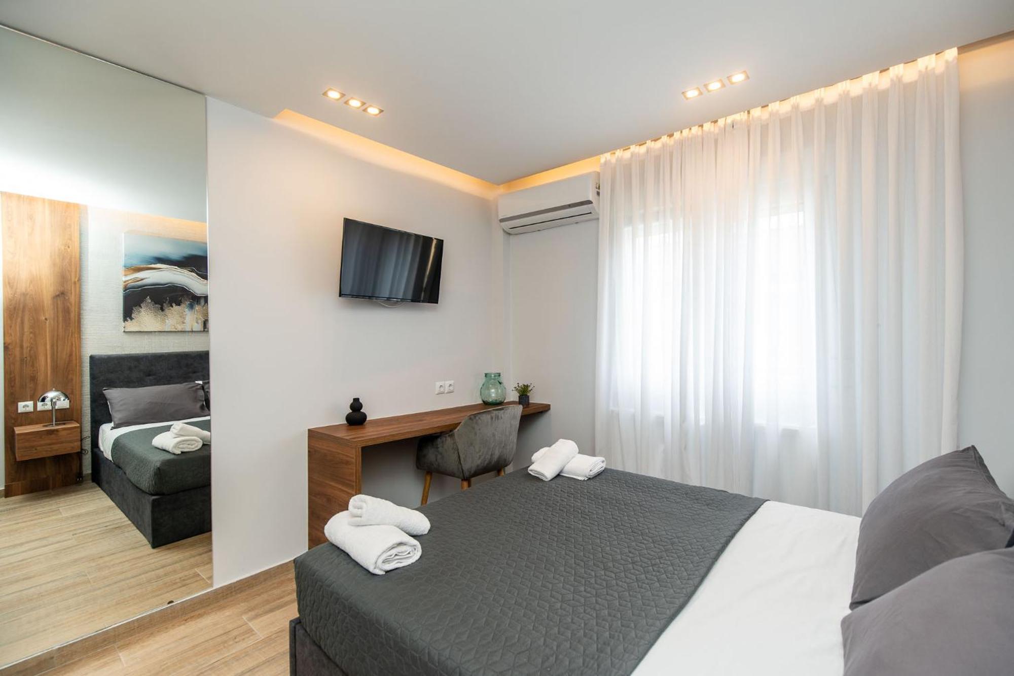 Urban Jungle Apartment Thessaloniki Exterior photo